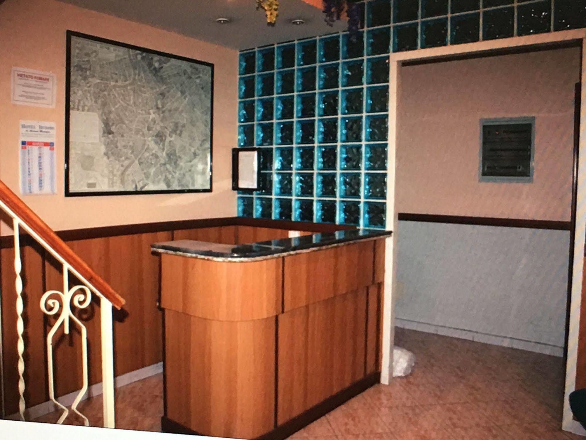 Hotel Rubino Róma Kültér fotó