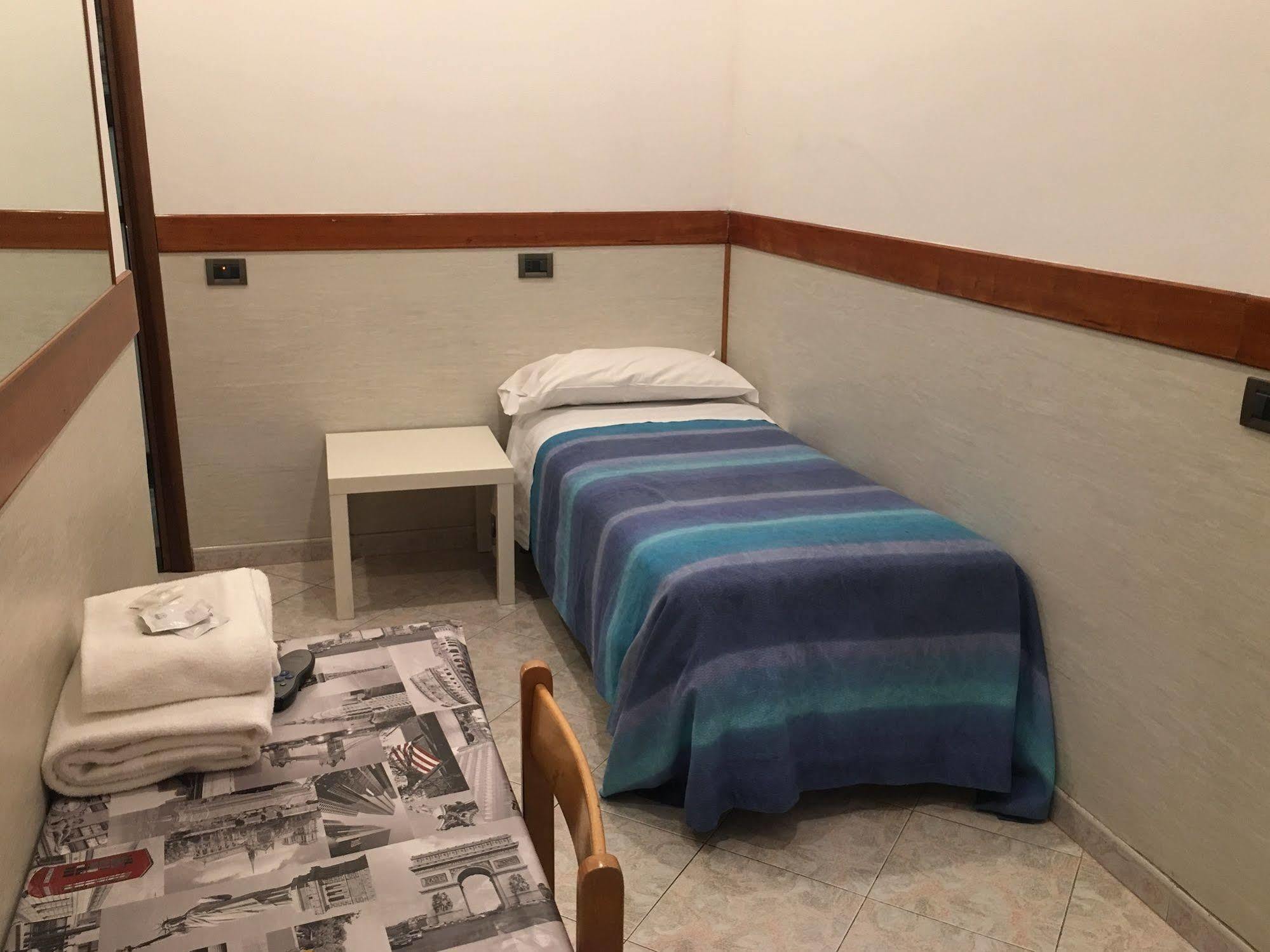 Hotel Rubino Róma Kültér fotó