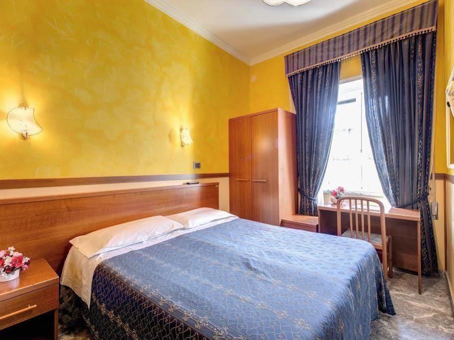 Hotel Rubino Róma Kültér fotó
