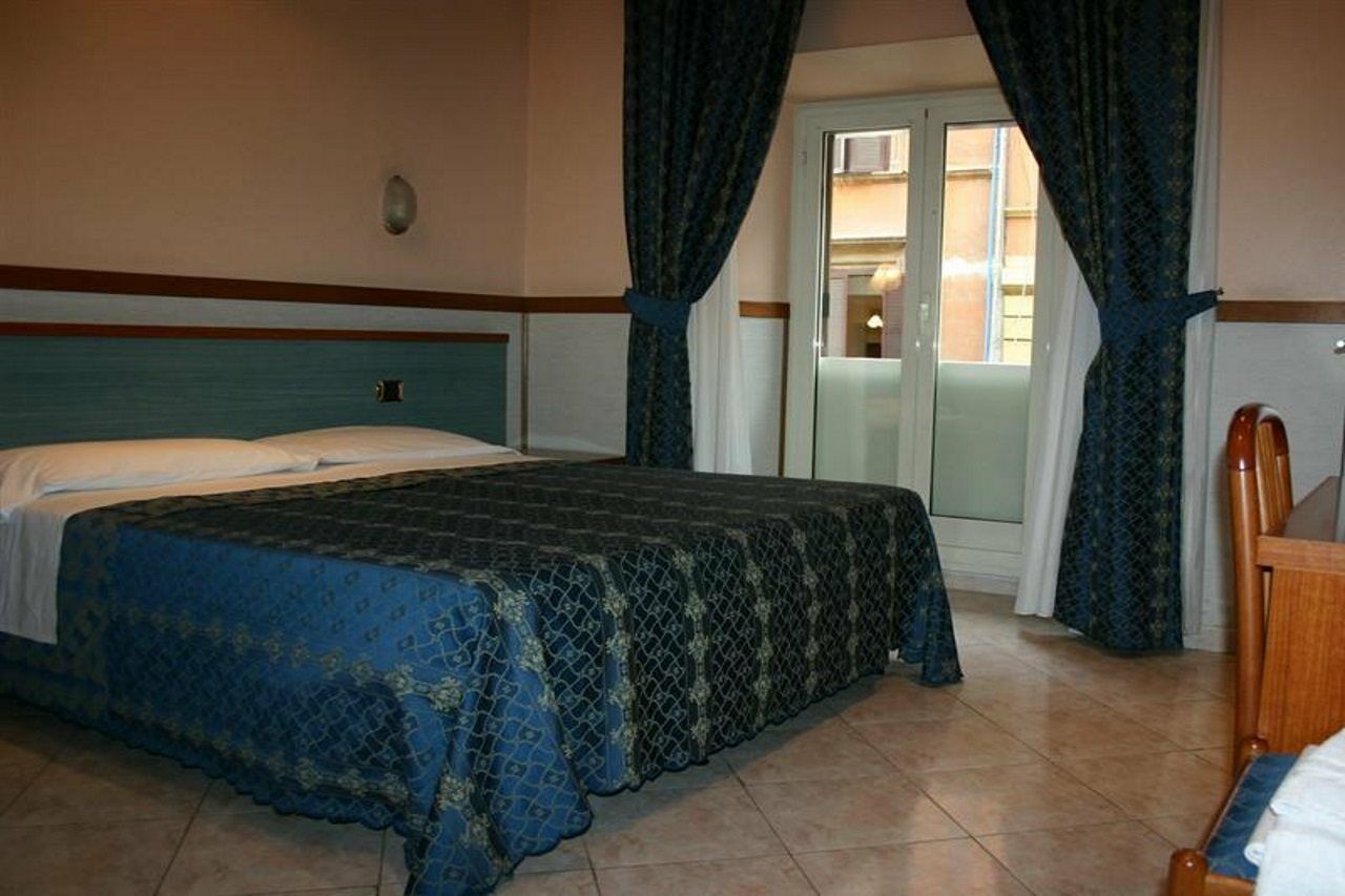 Hotel Rubino Róma Kültér fotó